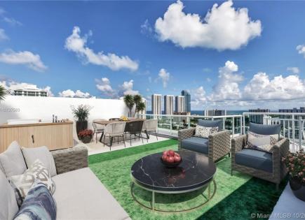 Penthouse for 1 564 670 euro in Miami, USA
