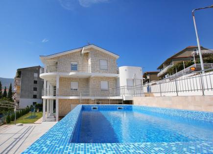 Villa for 500 000 euro in Herceg-Novi, Montenegro