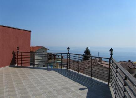 Casa para 180 000 euro en Albena, Bulgaria