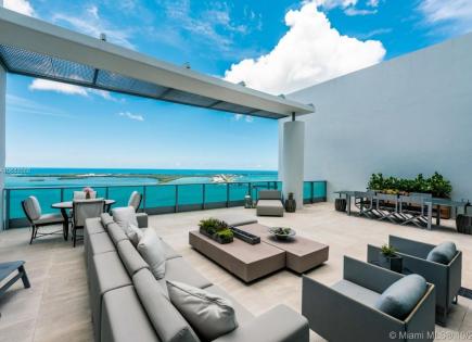 Penthouse for 5 192 269 euro in Miami, USA