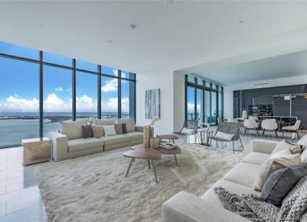 Penthouse for 3 245 163 euro in Miami, USA