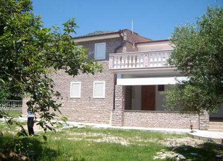 Cottage pour 330 000 Euro au Bar, Monténégro