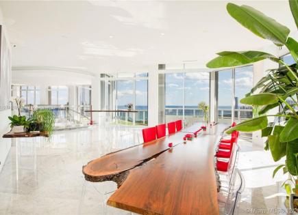 Penthouse for 3 224 188 euro in Miami, USA