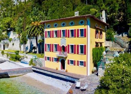 Villa pour 8 500 000 Euro par le Lac de Garde, Italie