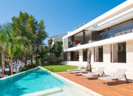 Villa for 5 092 861 euro in Santa Ponsa, Spain