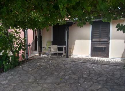 Casa para 200 000 euro en Kamenari, Montenegro