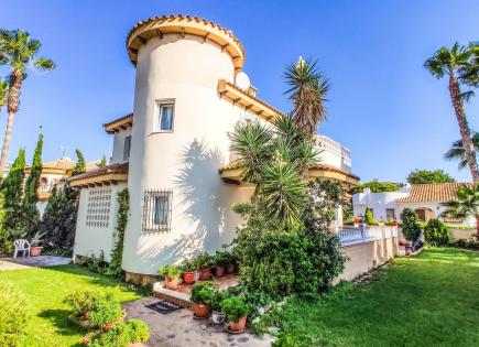 Villa in Orihuela Costa, Spain (price on request)