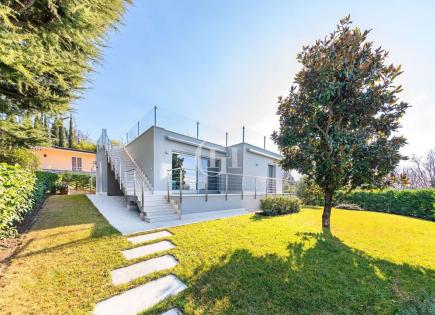 Villa for 820 000 euro on Lake Garda, Italy