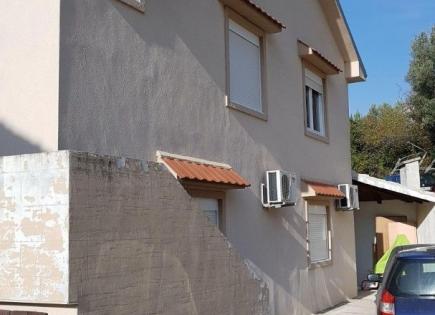 Haus für 320 000 euro in Tivat, Montenegro