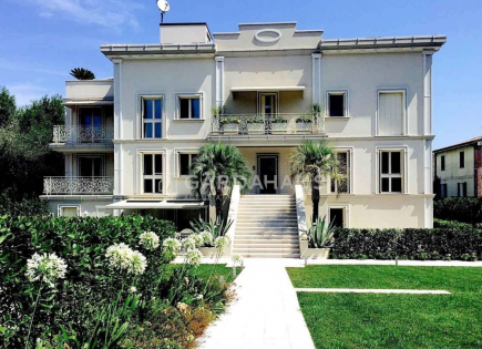 Apartment for 530 000 euro on Lake Garda, Italy