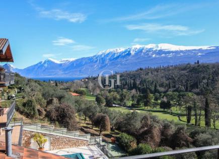 Apartamento para 223 000 euro por Lago de Garda, Italia