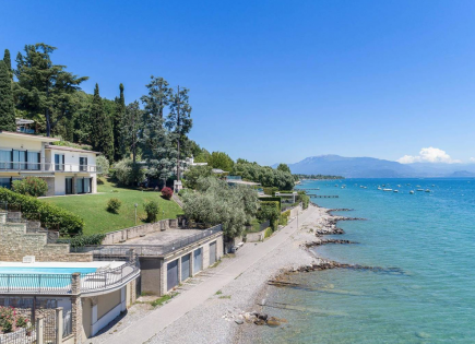Villa for 3 000 000 euro on Lake Garda, Italy