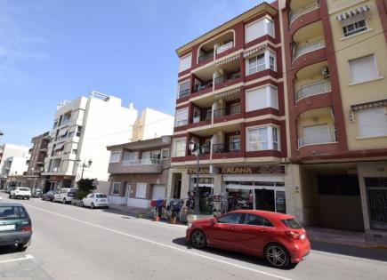 Penthouse for 160 000 euro in Guardamar del Segura, Spain