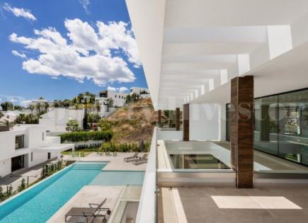 Villa for 2 900 000 euro in Marbella, Spain