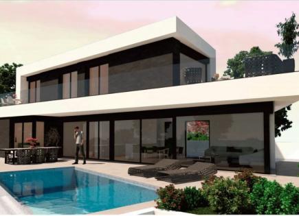 House for 680 000 euro in San Miguel de Salinas, Spain