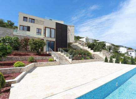 Villa for 5 500 000 euro in Krasici, Montenegro