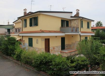 Villa for 119 000 euro in Scalea, Italy