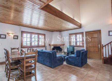 Cottage for 580 000 euro in Arinsal, Andorra