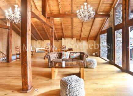 Penthouse for 1 190 000 euro in El Tarter, Andorra