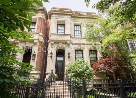 Townhouse for 2 768 141 euro in Chicago, USA