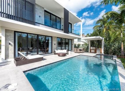 Villa for 5 520 552 euro in Miami, USA