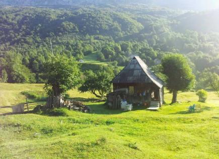 Grundstück für 140 000 euro in Kolasin, Montenegro