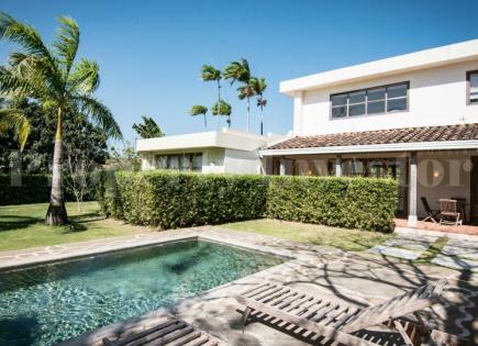 Villa for 506 623 euro in Panama