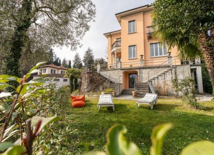 Villa for 1 700 000 euro in Griante, Italy