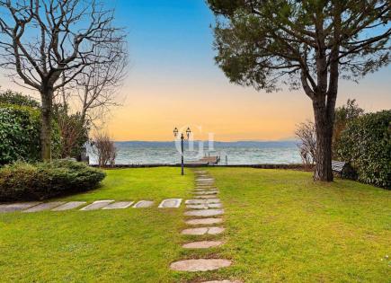Flat for 330 000 euro on Lake Garda, Italy