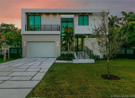 Villa for 3 269 273 euro in Miami, USA