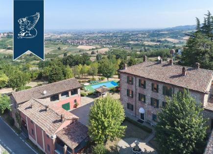 Villa for 1 200 000 euro in Alessandria, Italy