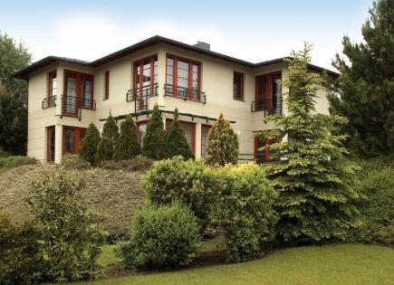 Villa für 2 800 euro pro Monat in Budapest, Ungarn