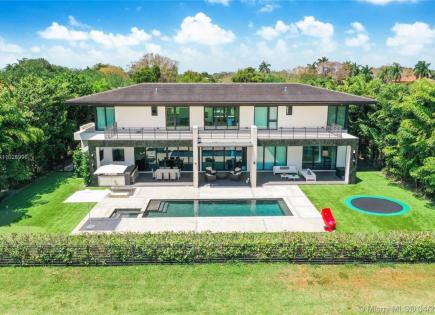 Villa for 2 477 061 euro in Miami, USA