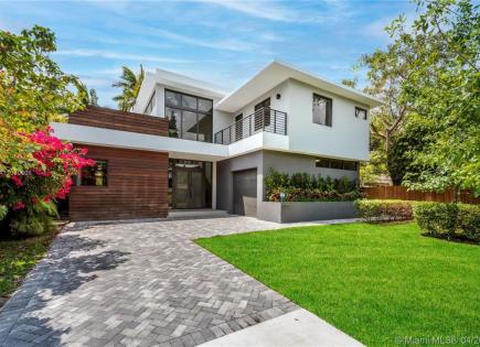 Villa for 3 122 457 euro in Miami, USA