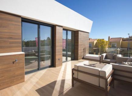 Villa for 949 900 euro in El Campello, Spain