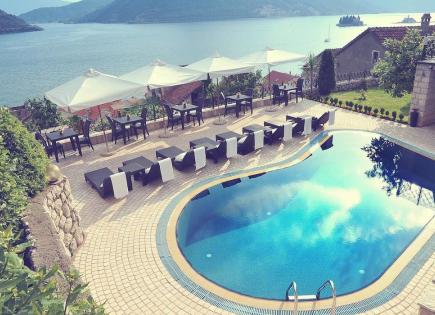 Hotel für 4 200 000 euro in Perast, Montenegro
