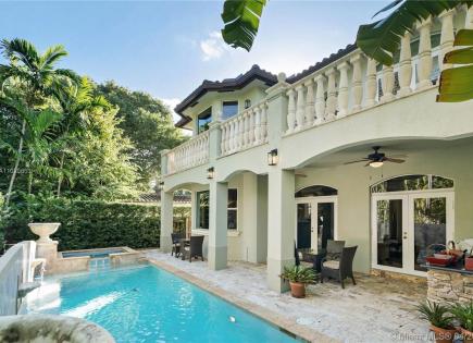 Villa for 2 297 914 euro in Miami, USA