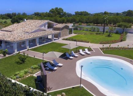 Villa in Pula (Sardinia), Italy (price on request)