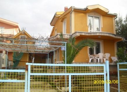 House for 170 000 euro in Dobra Voda, Montenegro