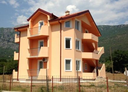 House for 215 000 euro in Zelenika, Montenegro