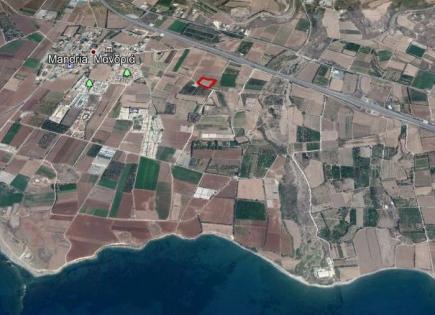 Land for 640 000 euro in Paphos, Cyprus