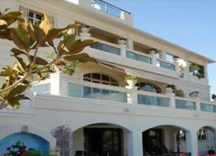 Villa for 3 400 000 euro in Limassol, Cyprus