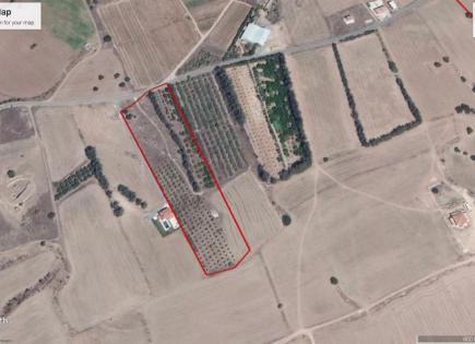 Land for 1 700 000 euro in Paphos, Cyprus