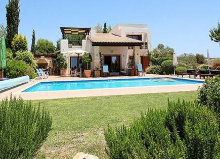 Villa for 1 990 000 euro in Paphos, Cyprus