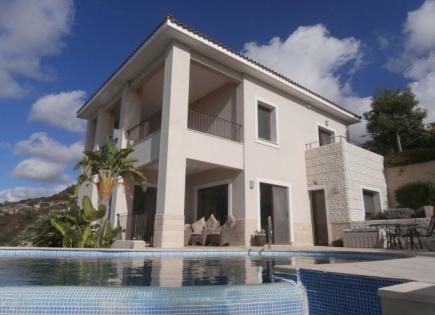 Villa for 995 000 euro in Paphos, Cyprus