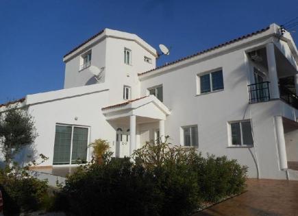 Villa for 2 000 000 euro in Paphos, Cyprus