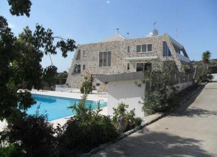 Villa for 2 250 000 euro in Limassol, Cyprus