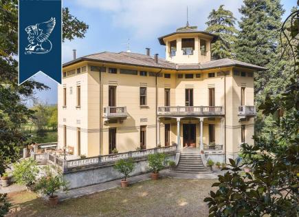 Villa for 1 750 000 euro in Parma, Italy