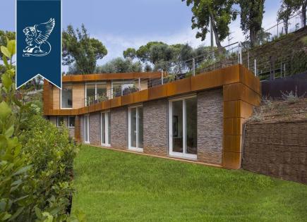 Villa for 3 700 000 euro in Padenghe sul Garda, Italy