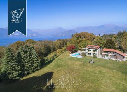 Villa in Laveno-Mombello, Italy (price on request)